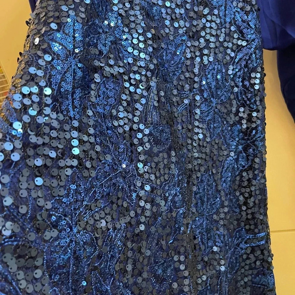 AMERICAN GLAMOUR BADGLEY MISCHKA blue sequins blouses top Sz XS - Picture 3 of 8